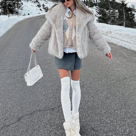 Grey Casual Women's Faux Fur Jacket - Picture 5 of 7